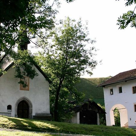 Romedihof Backpacker Hostel Karrosten Экстерьер фото