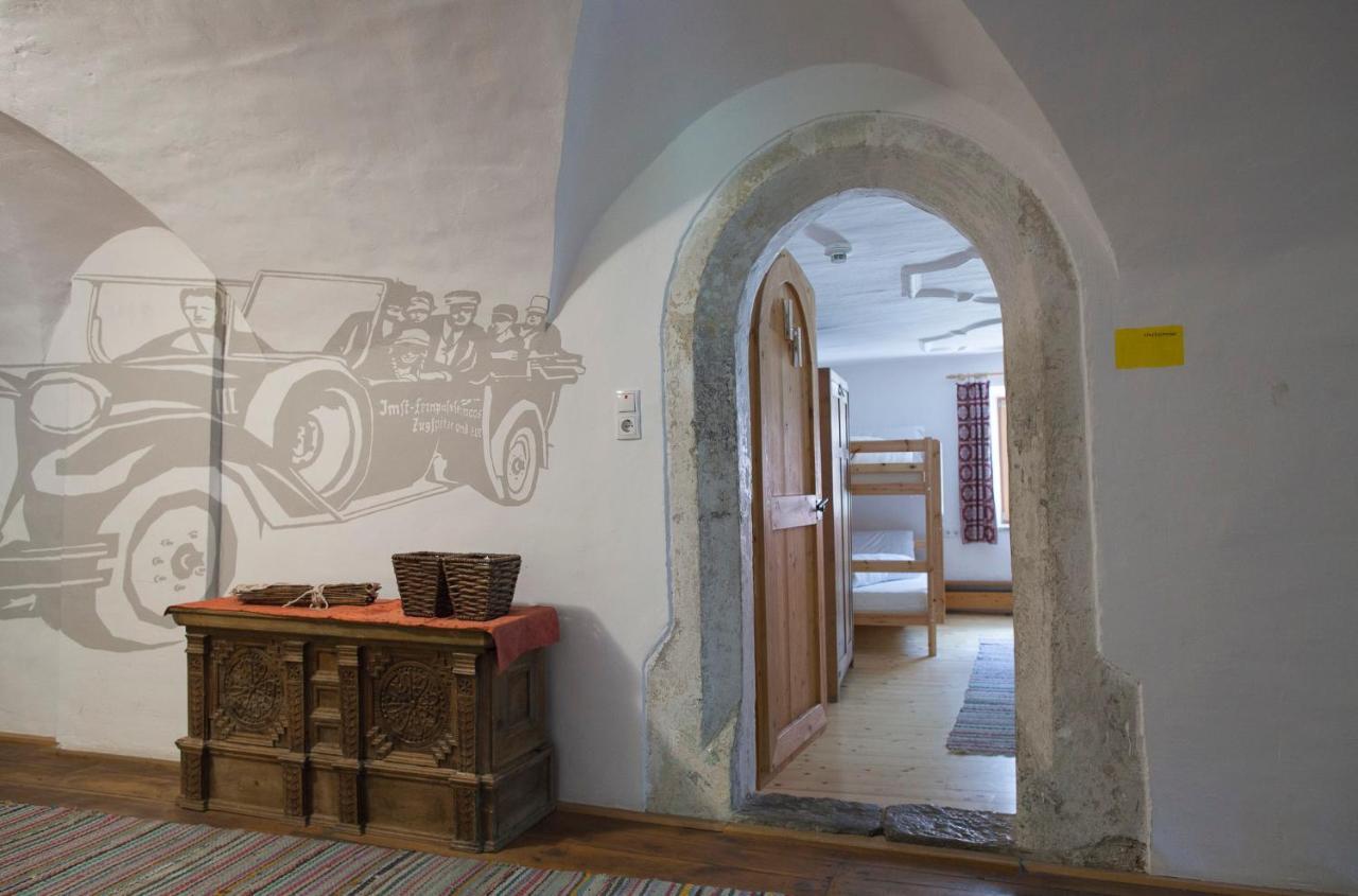 Romedihof Backpacker Hostel Karrosten Экстерьер фото