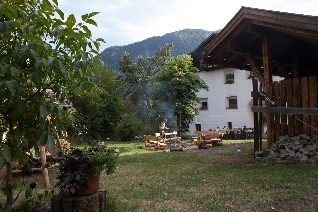 Romedihof Backpacker Hostel Karrosten Экстерьер фото
